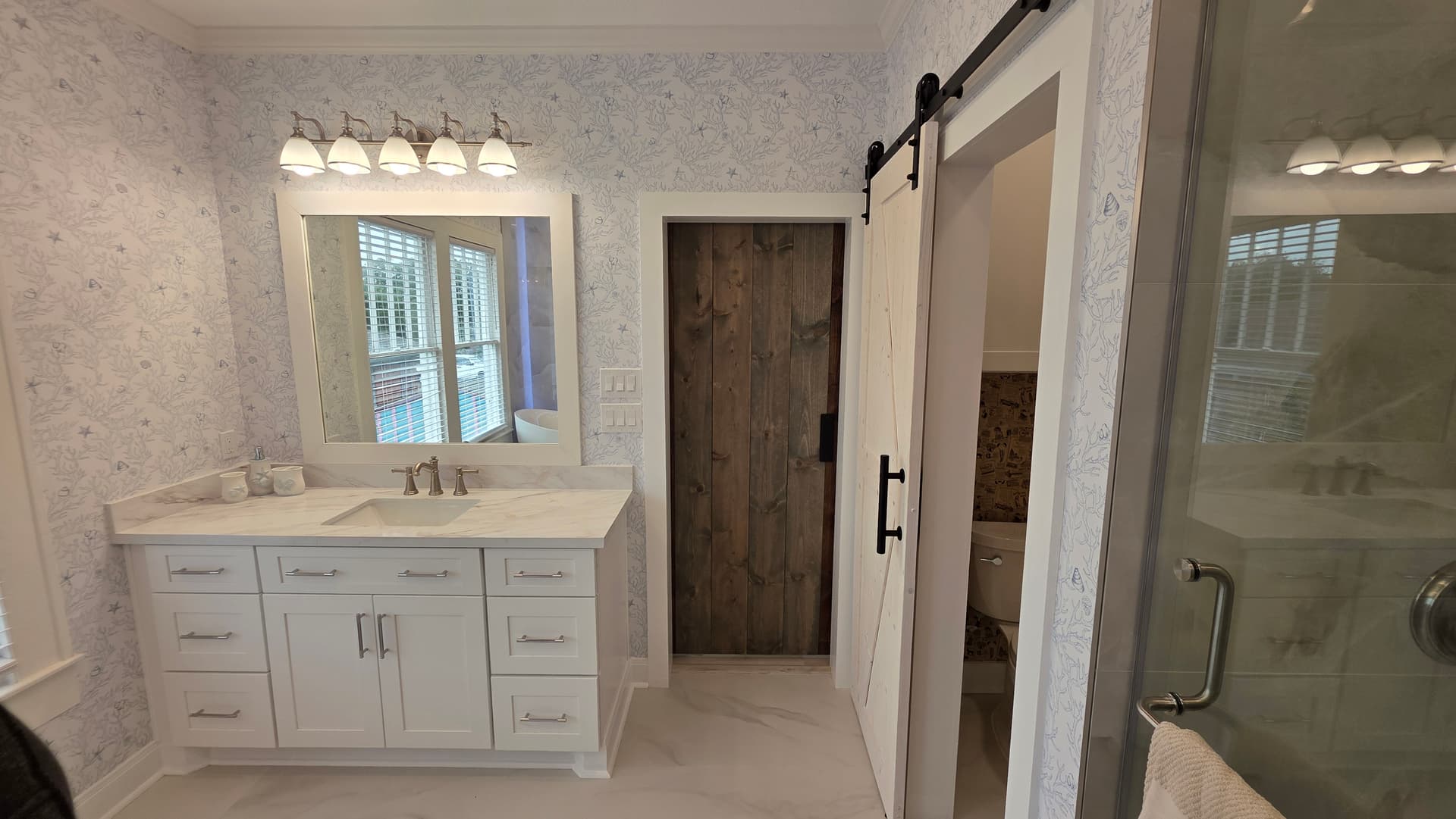 Galveston interior renovation detail 18